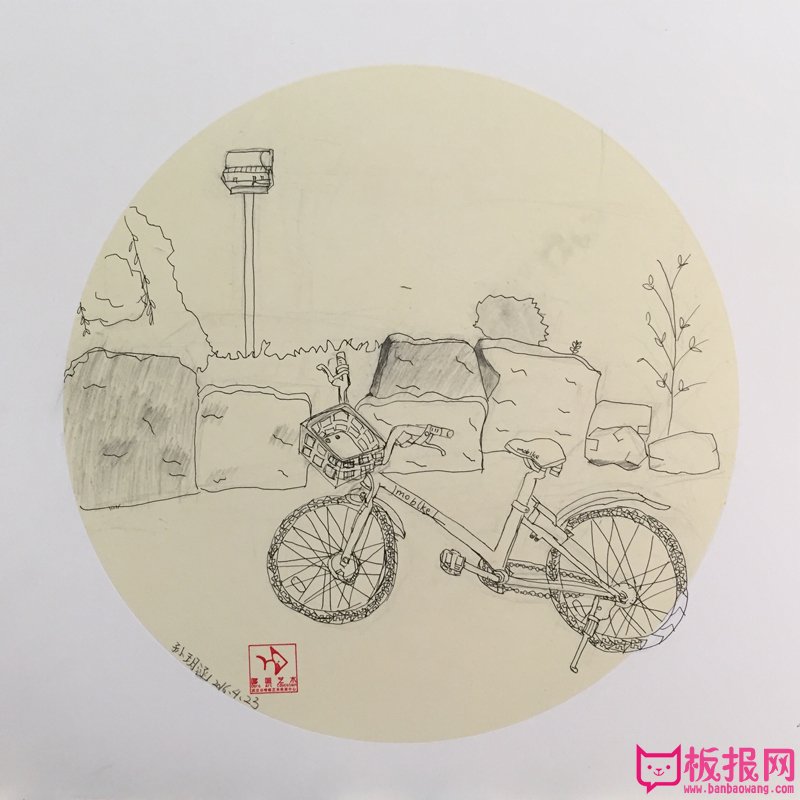 小学生静物素描作品，孤单的自行车